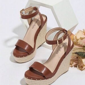 Liliana Brown Wedge Sandals